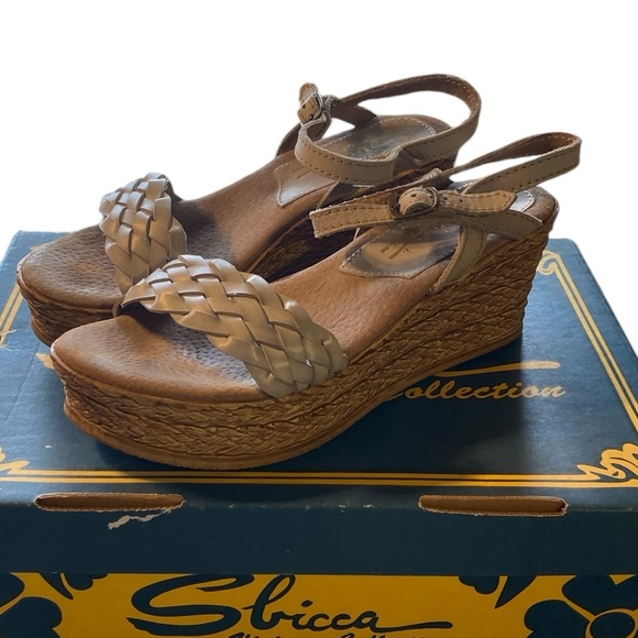 Sbicca Vintage Collection Platform Tan & Cream Heels Size 7.5 Great Condition! - Picture 1 of 10